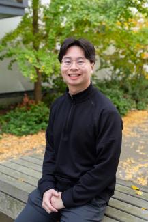 individual full-body photo shoot outside DSI building