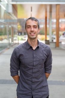 individual full-body photo shoot outside DSI building